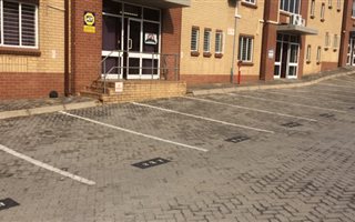 224 m² Commercial space in Eastgate