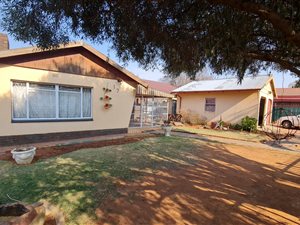 4 Bed House in Uitsig