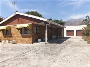3 Bed House in Whispering Pines