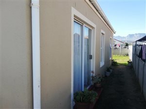 3 Bed House in Broadlands