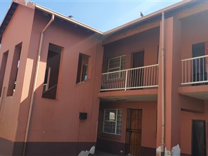 2 Bed Apartment in Commercia