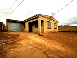 3 Bed House in Lehae