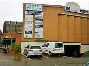 124 m² Office Space in Glenanda