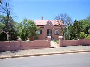 3 Bed House in Oudtshoorn