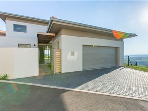 3 Bed House in Lazuli Estate