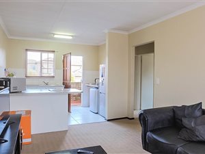 2 Bed Apartment in Heuwelsig Estate