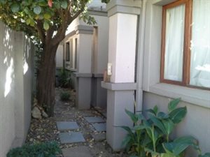 1 Bed Garden Cottage in Jukskei Park