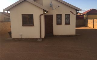 2 Bedroom House in Mabopane