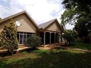 4 Bed House in Grimbeek Park