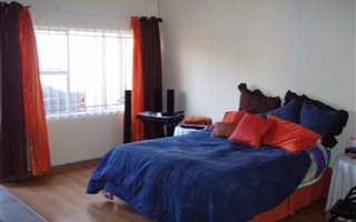 1 Bedroom Garden Cottage in Bryanston West