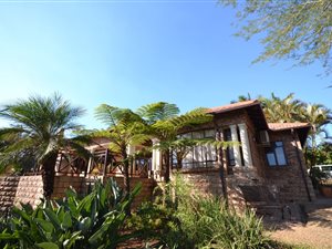 4 Bed House in White River Country Estate