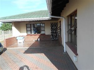 3 Bed House in Wentworth