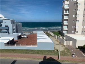 3 Bed Flat in Diaz Beach