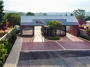 931 m² Land available in Bedfordview