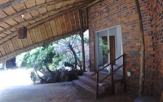 5 Bedroom House in Sundowner