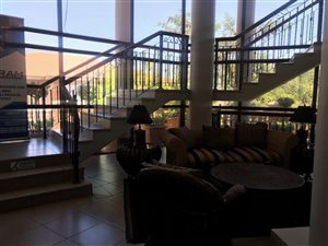 221 m² Office Space in Highveld