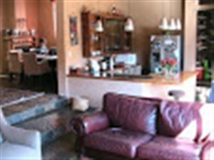 4 Bed House in Kensington