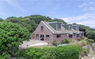 3 Bedroom House in West Bank