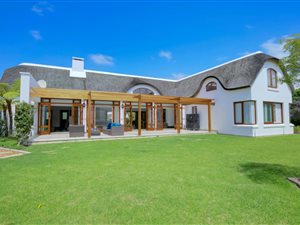 4 Bed House in Fancourt