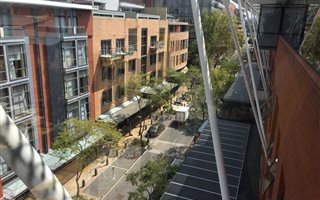 696 m² Office Space in Melrose Arch