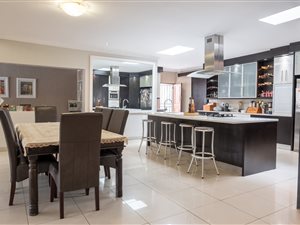 4 Bed House in Wendywood