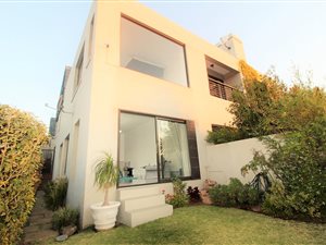 2 Bed Townhouse in Northcliff