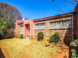 3 Bed Cluster in Georginia