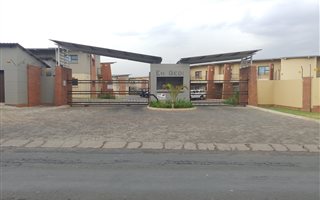 2 Bedroom Apartment in Rynfield