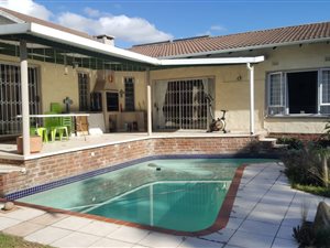 3 Bed House in Escombe