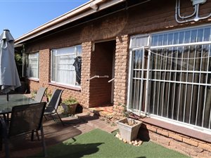 3 Bed Townhouse in Pellissier