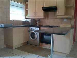 2 Bed Townhouse in Verwoerdpark