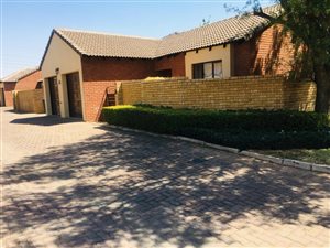 3 Bed Townhouse in Sagewood