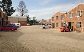 252 m² Industrial space in Dunswart