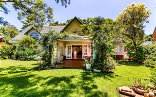 4 Bedroom Townhouse in Hillcrest Central