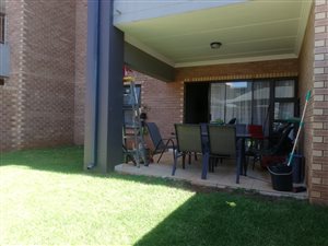 2 Bed Apartment in Jansen Park