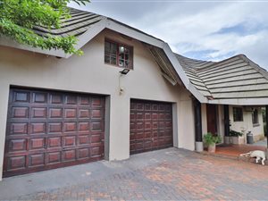4 Bed House in Meerensee