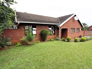 3 Bed House in Hayfields