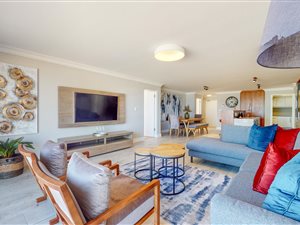 4 Bed Apartment in Bloubergrant
