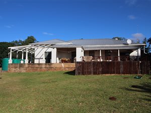 2052 ha Farm in East London Rural