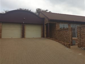 3 Bed Townhouse in Wierda Glen