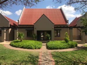 758 m² Land available in Century Manor Estate