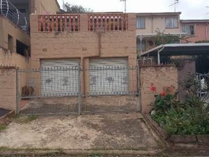 3 Bed Duplex in Longcroft