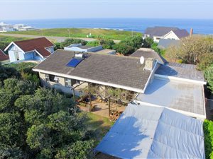 3 Bed House in Schoenmakerskop