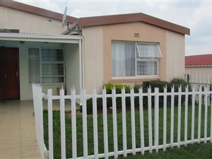 3 Bed Townhouse in Ridgeway