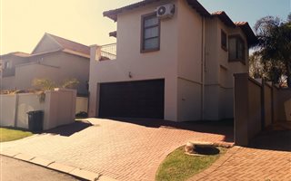 3 Bedroom Duplex in Strubens Valley