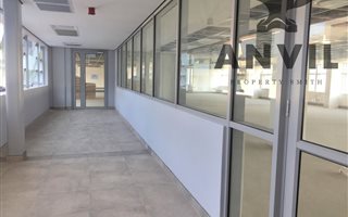 687 m² Office Space in New Town Centre (Gateway)