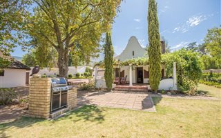 2 Bedroom House in Helderrand
