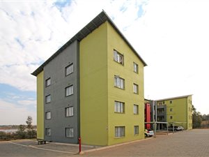 2 Bed Apartment in Fleurhof