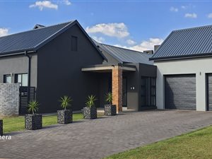 4 Bed House in The Ridge Estate