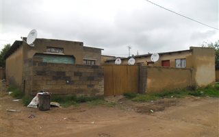 2 Bedroom House in Kaalfontein